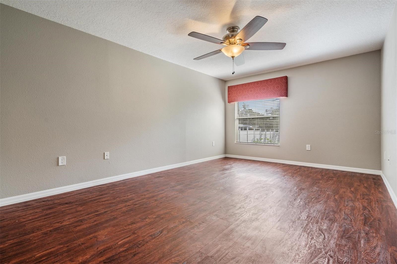 Image 20 of 44 For 2318 Bolger Avenue