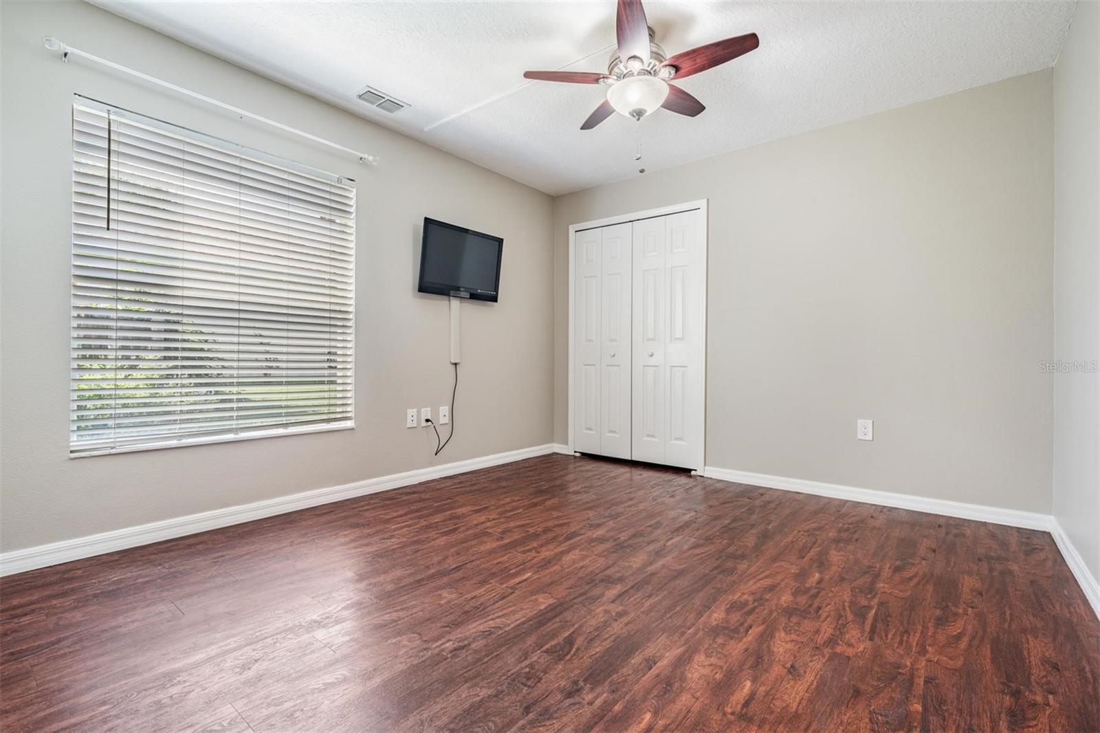 Image 32 of 44 For 2318 Bolger Avenue