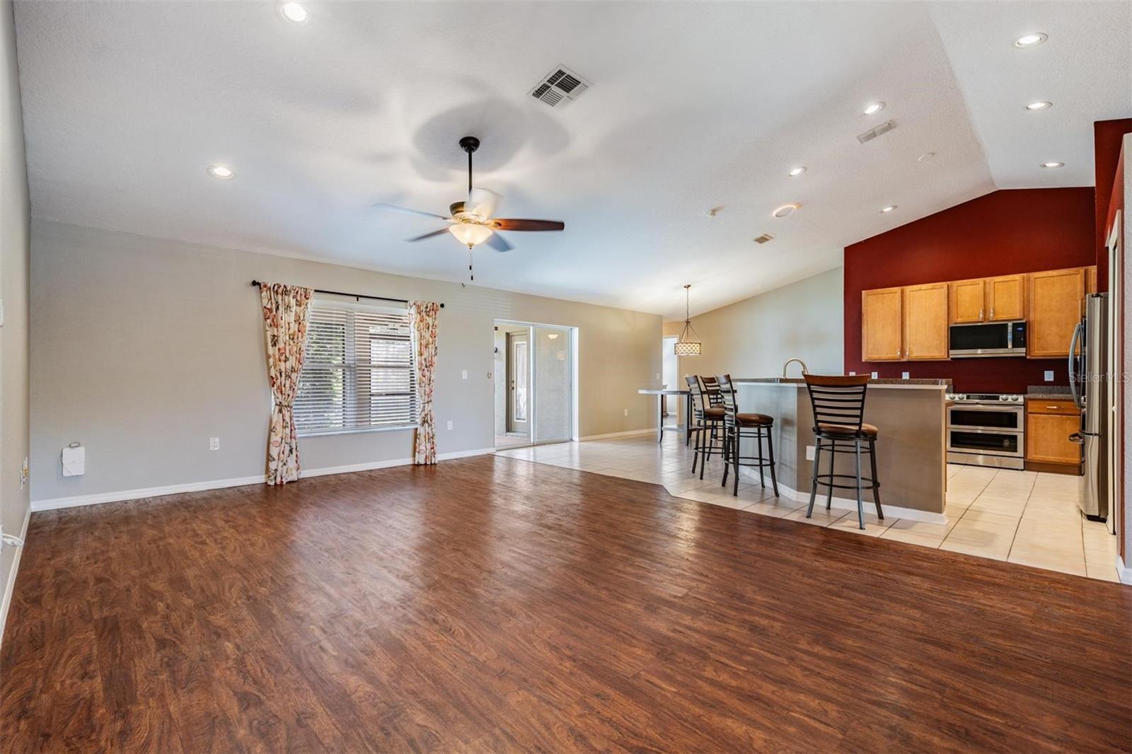 Image 7 of 44 For 2318 Bolger Avenue