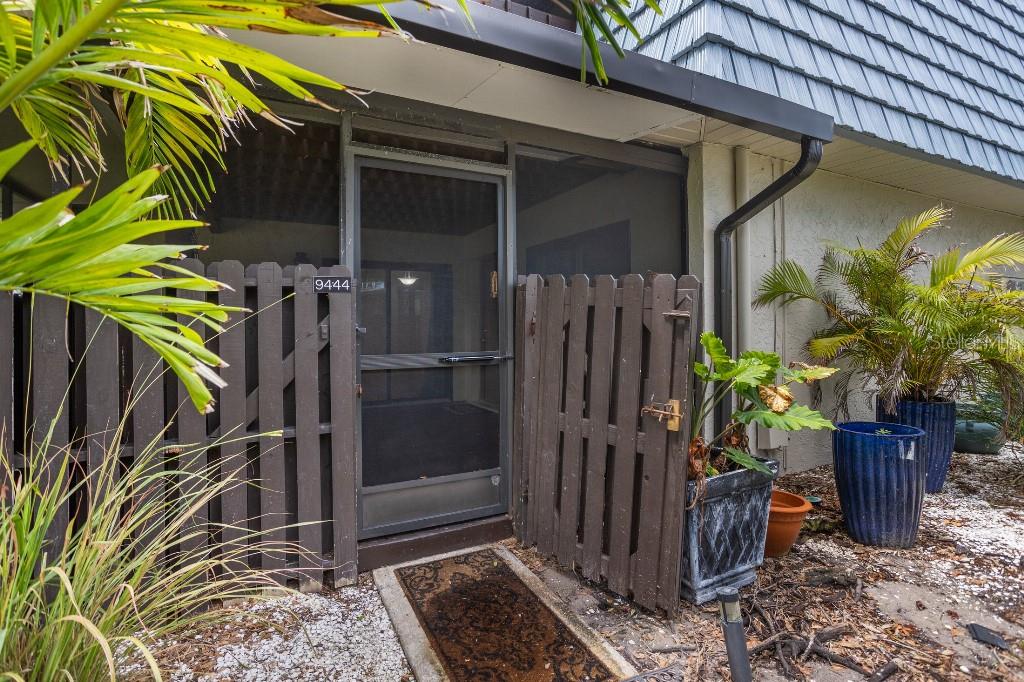 Image 3 of 17 For 9444 Tradewinds Avenue