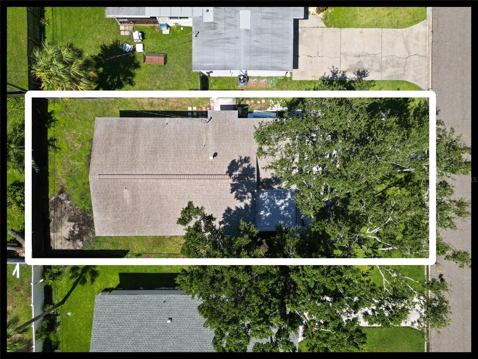 Image 3 of 35 For 1826 Nevada Avenue Ne