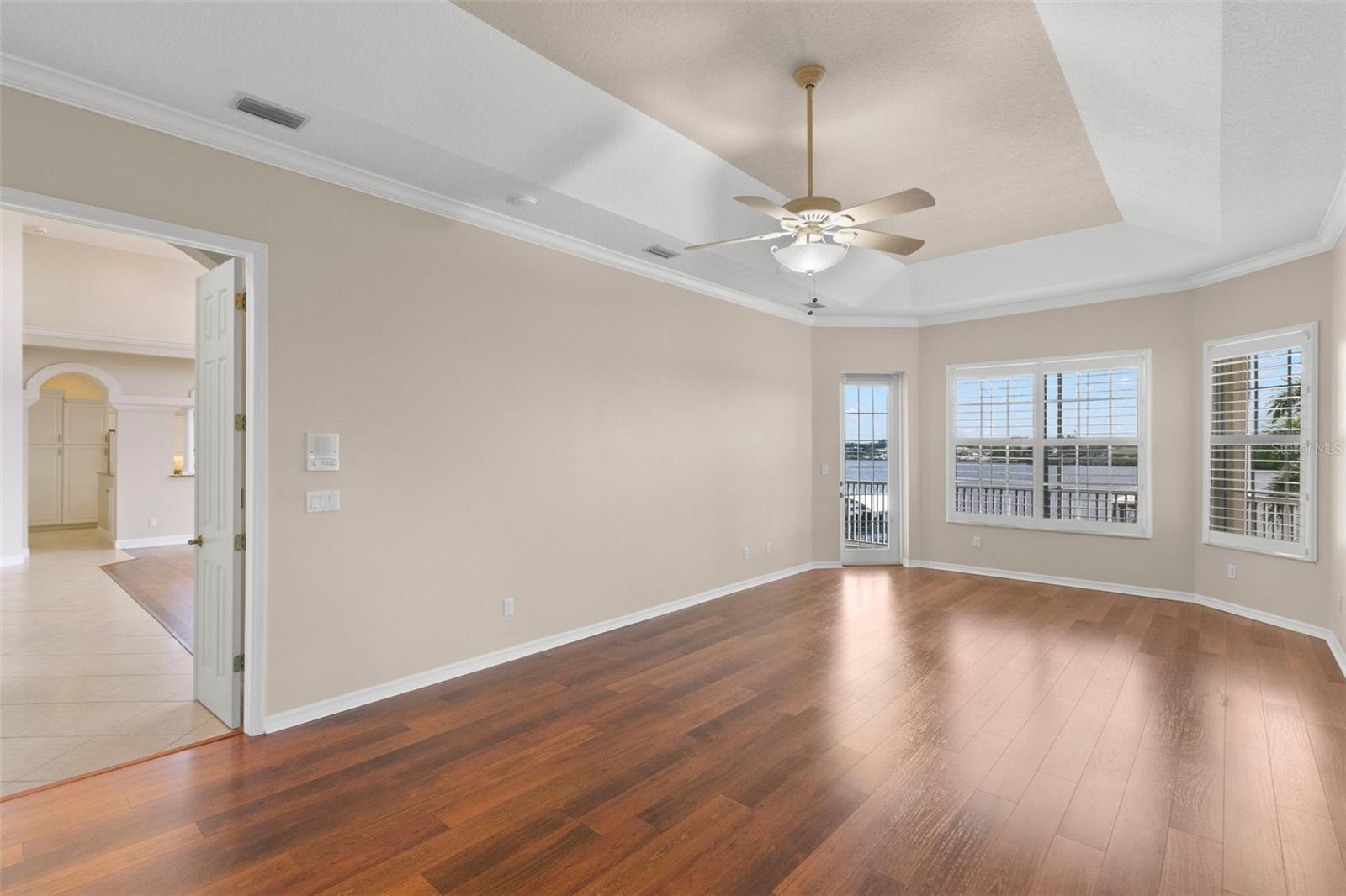 Image 29 of 83 For 636 Bayshore Drive