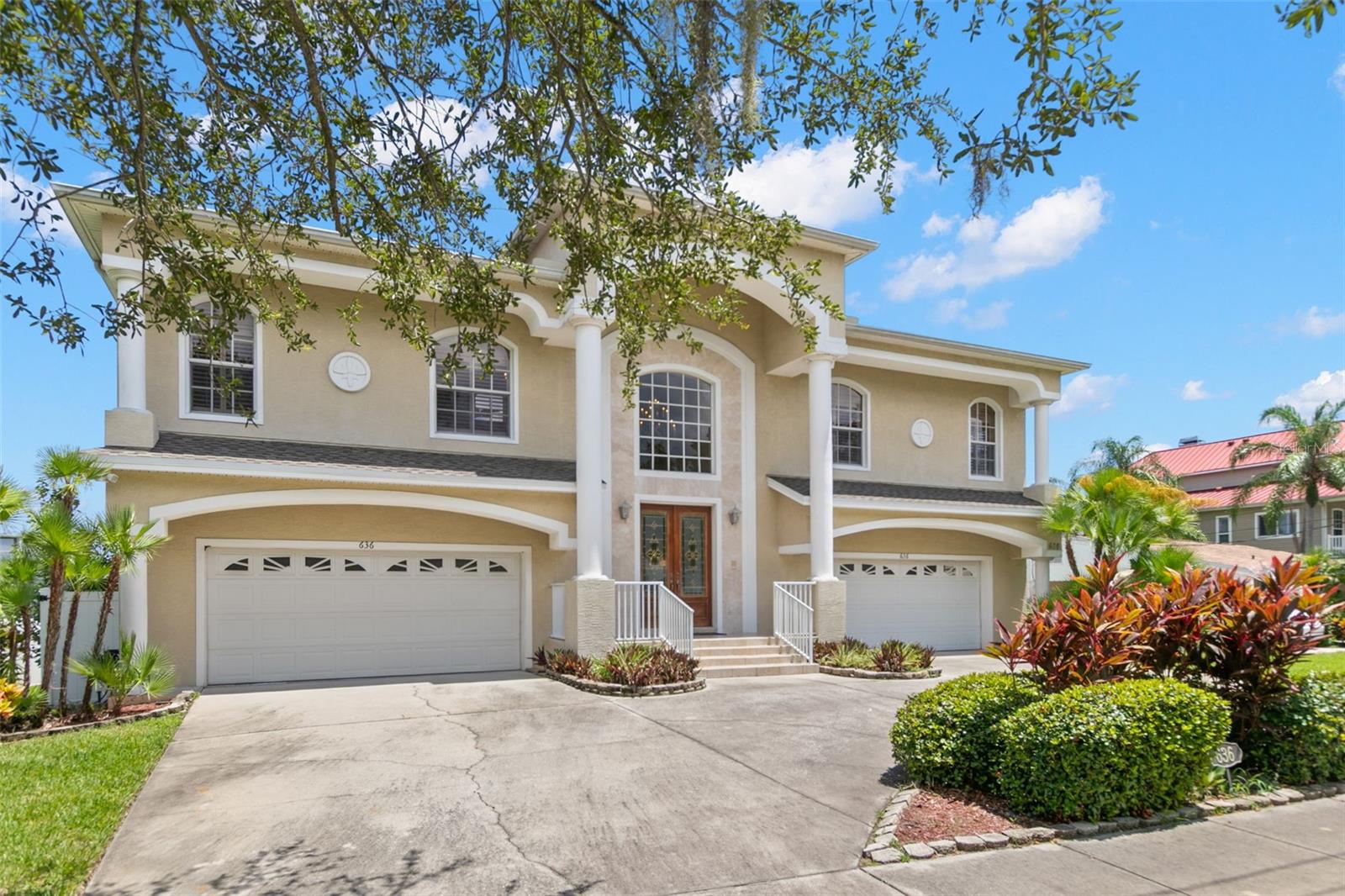 Image 3 of 83 For 636 Bayshore Drive
