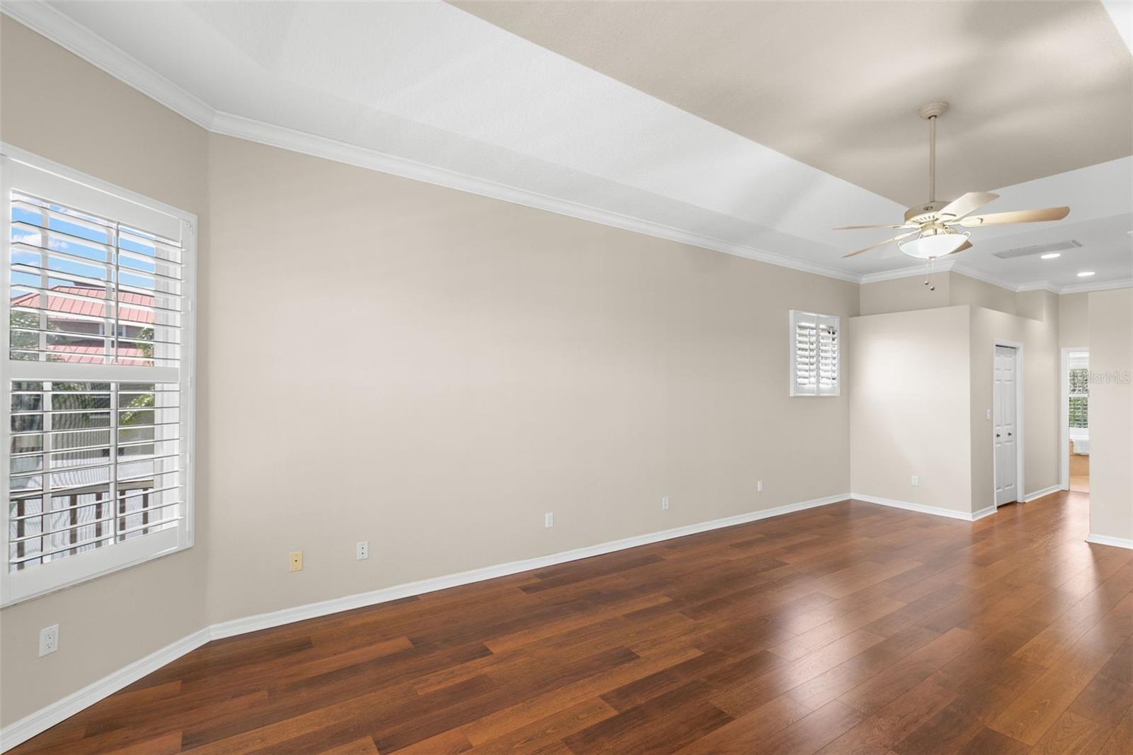 Image 31 of 83 For 636 Bayshore Drive