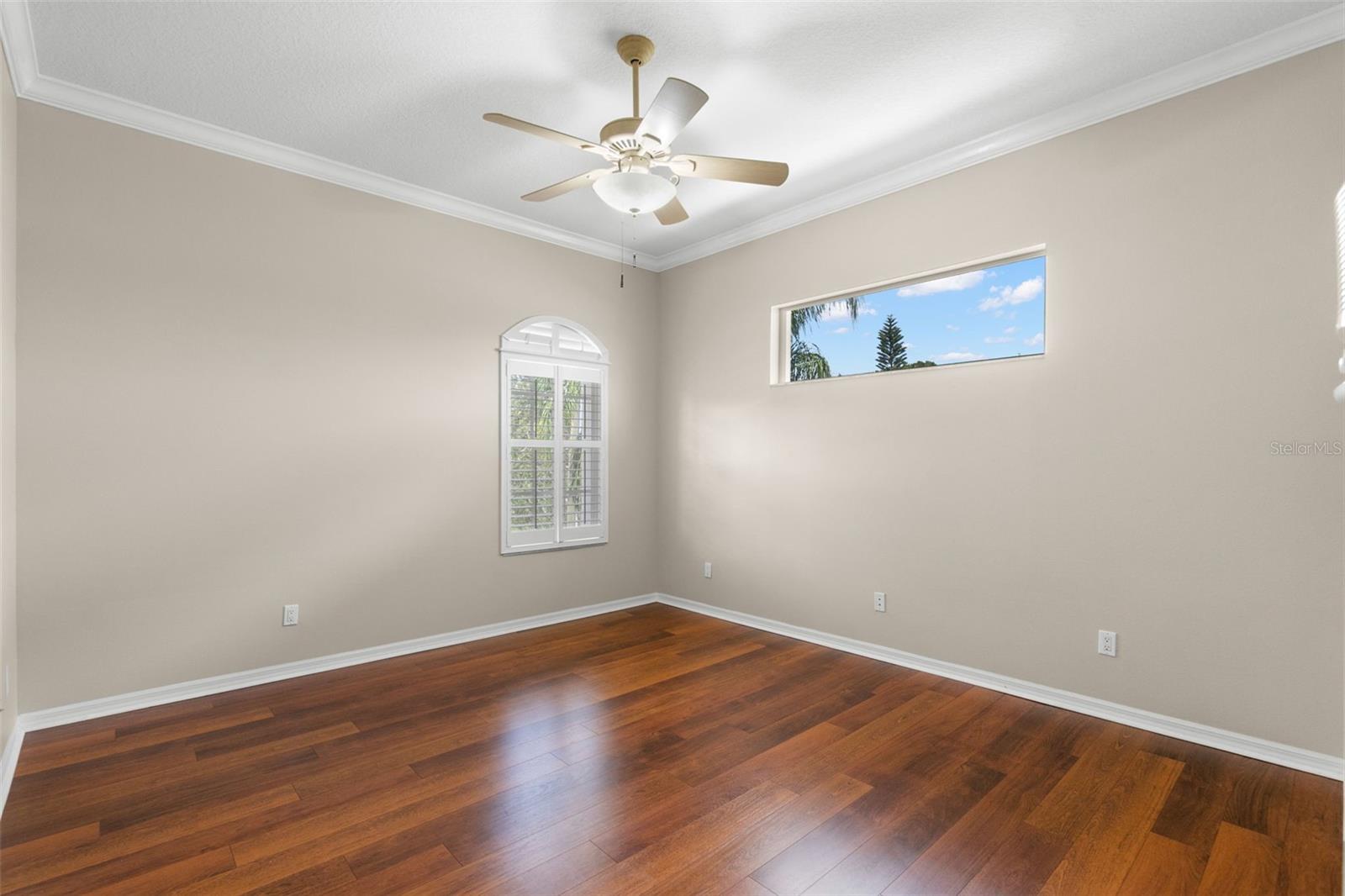 Image 39 of 83 For 636 Bayshore Drive