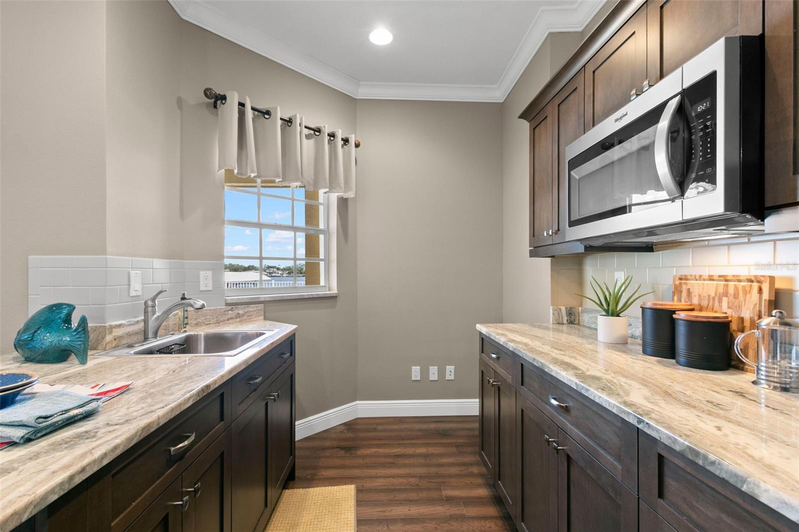 Image 45 of 83 For 636 Bayshore Drive