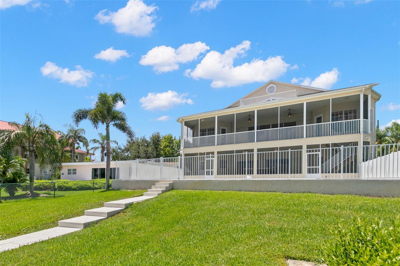 Image 65 of 83 For 636 Bayshore Drive