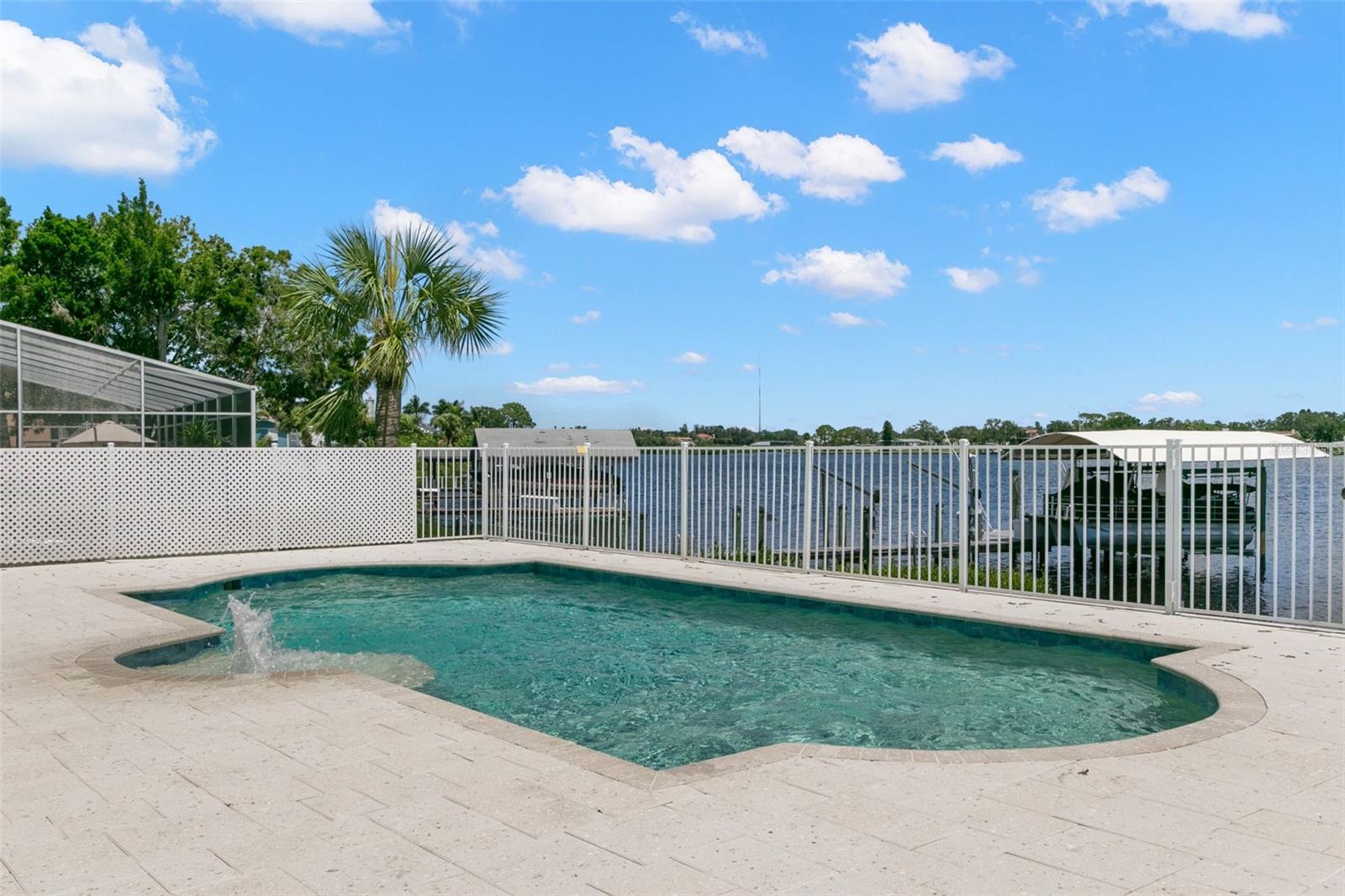 Image 8 of 83 For 636 Bayshore Drive