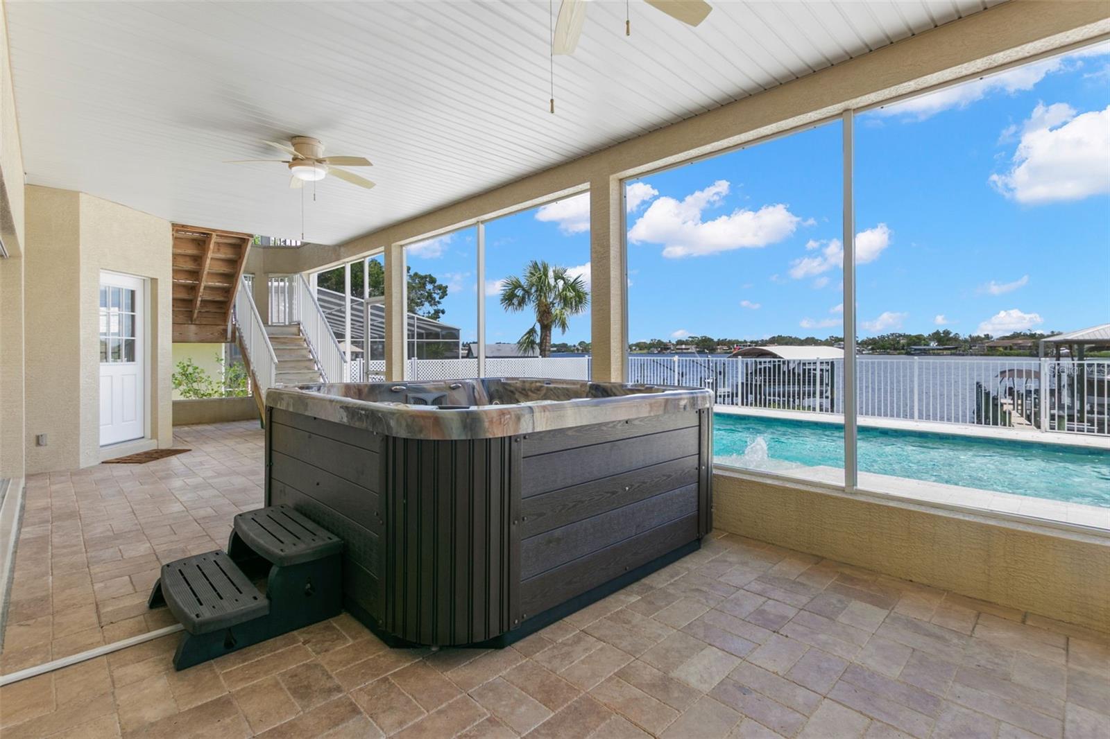 Image 9 of 83 For 636 Bayshore Drive