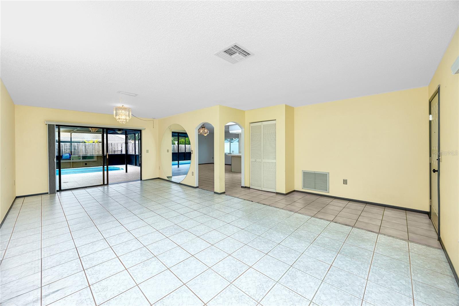 Image 12 of 42 For 1225 Greenlea Drive