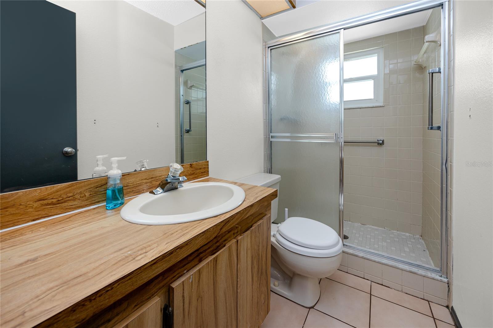 Image 22 of 42 For 1225 Greenlea Drive