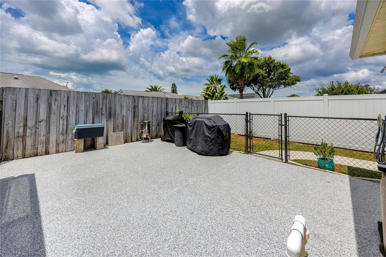 Image 35 of 42 For 1225 Greenlea Drive