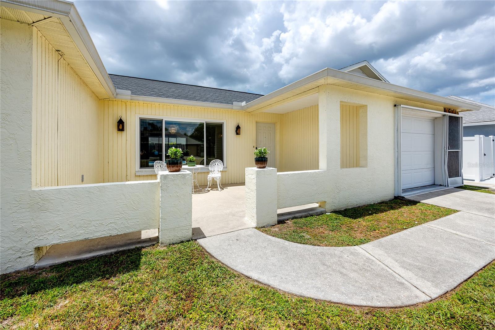 Image 4 of 42 For 1225 Greenlea Drive