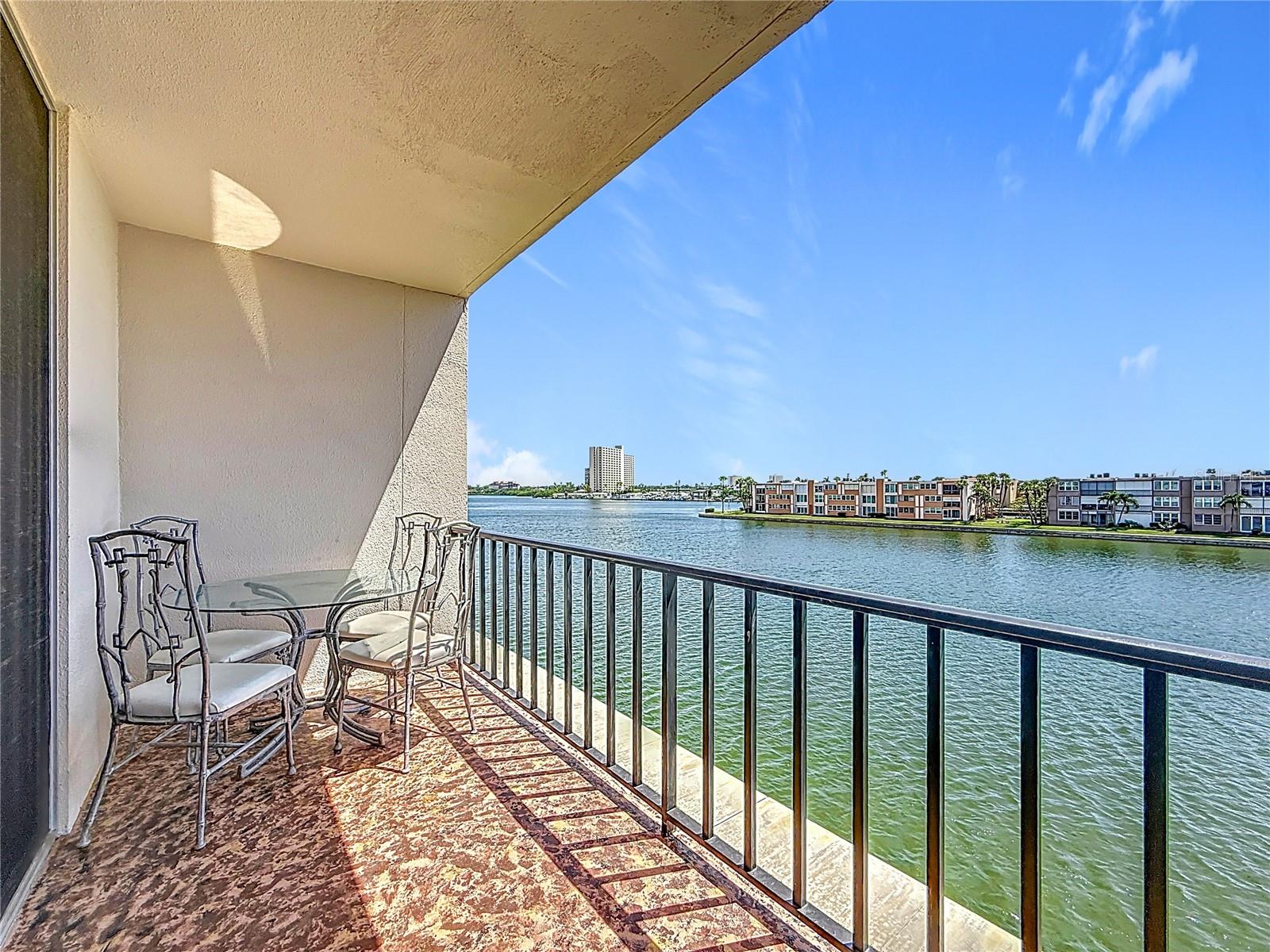 Image 2 of 62 For 7625 Sun Island Drive S 307