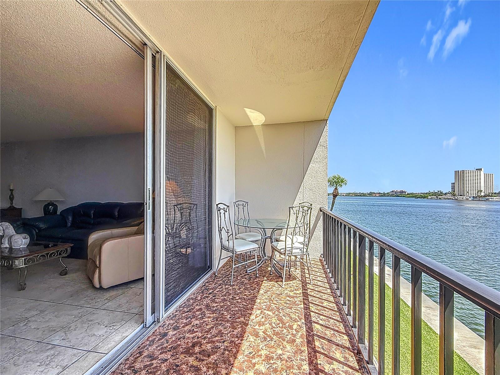 Image 21 of 62 For 7625 Sun Island Drive S 307