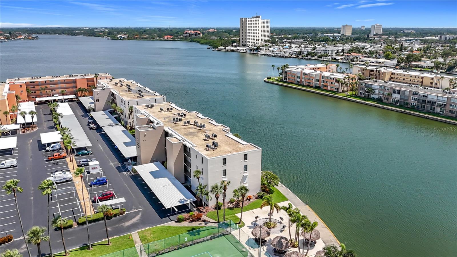 Image 3 of 62 For 7625 Sun Island Drive S 307