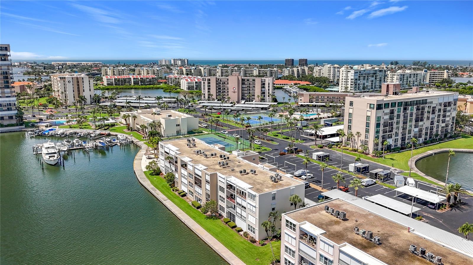 Image 58 of 62 For 7625 Sun Island Drive S 307