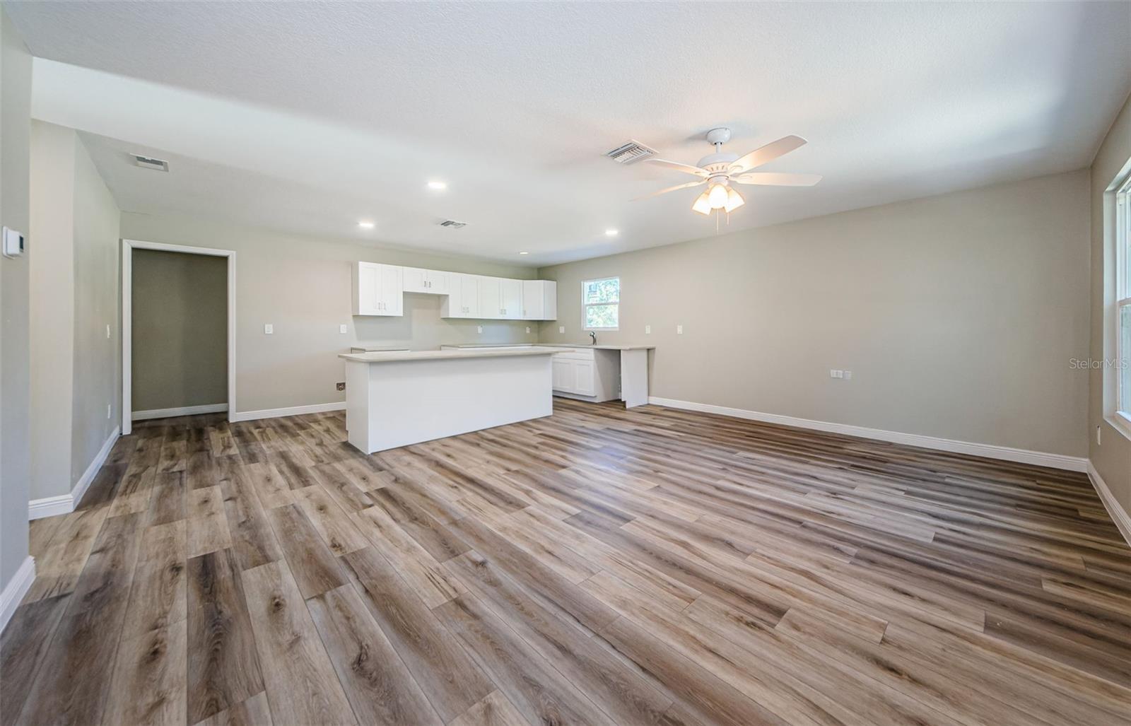 Image 4 of 20 For 3562 Fisher Rd