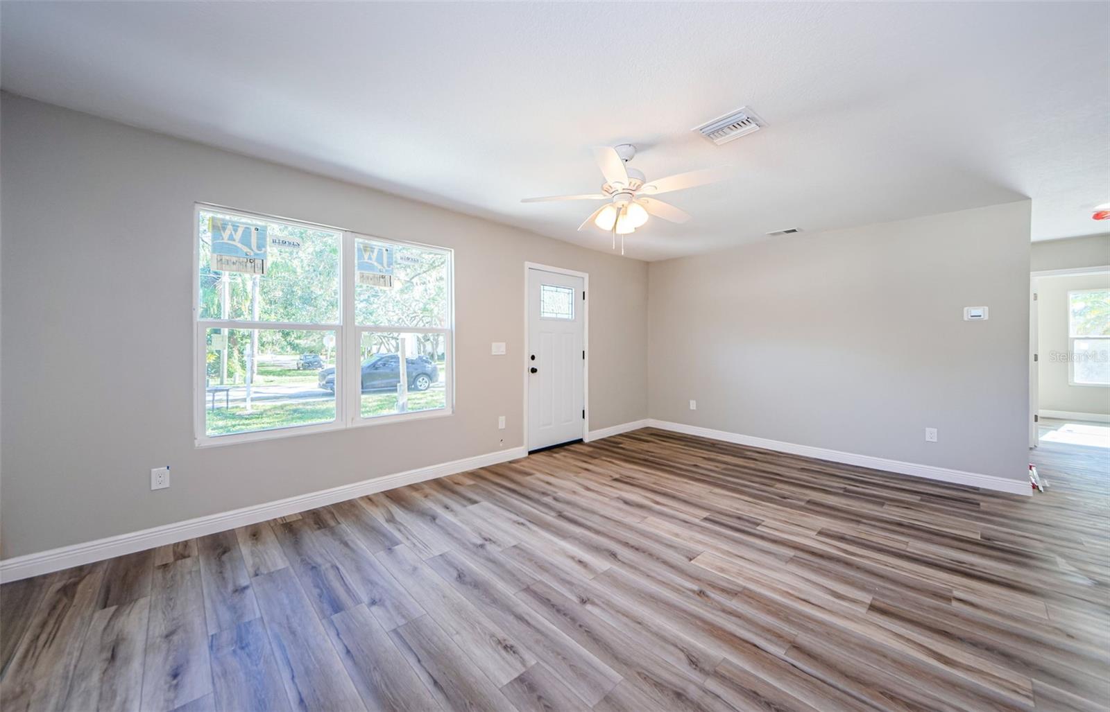 Image 5 of 20 For 3562 Fisher Rd