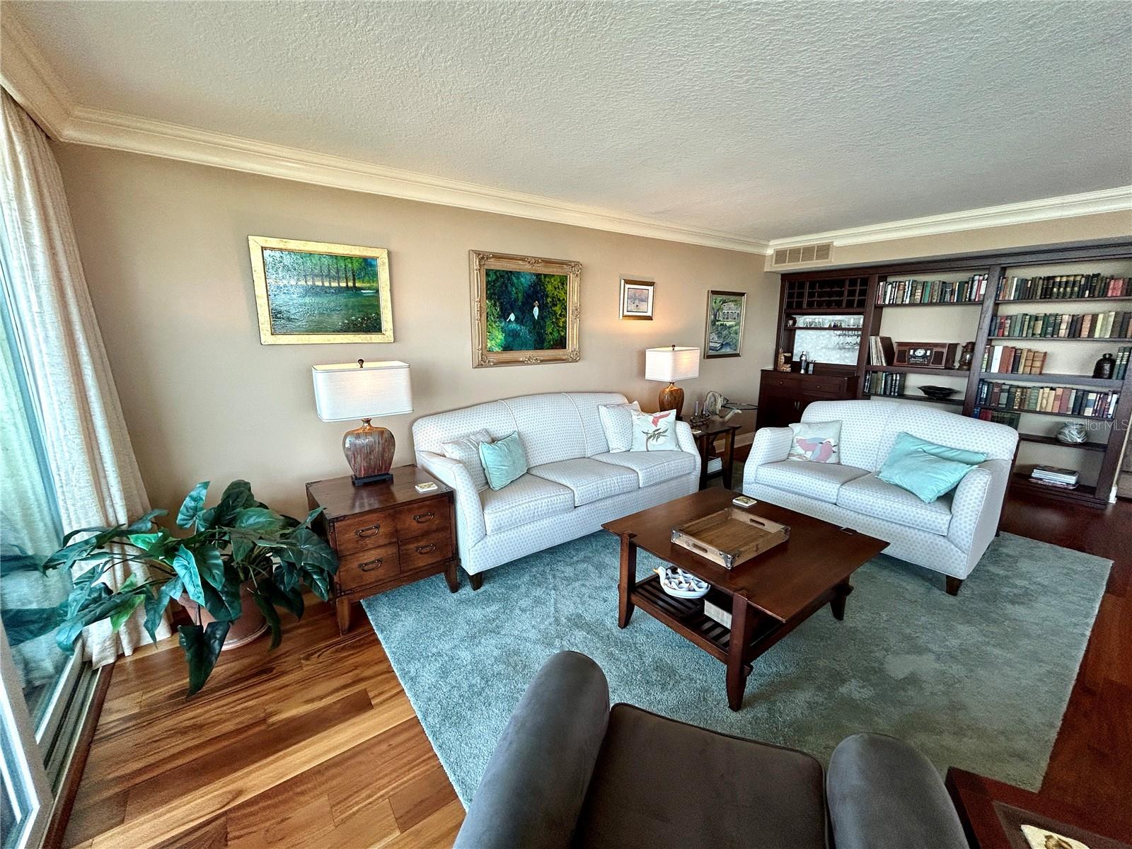 Image 10 of 53 For 5701 Mariner Street 701