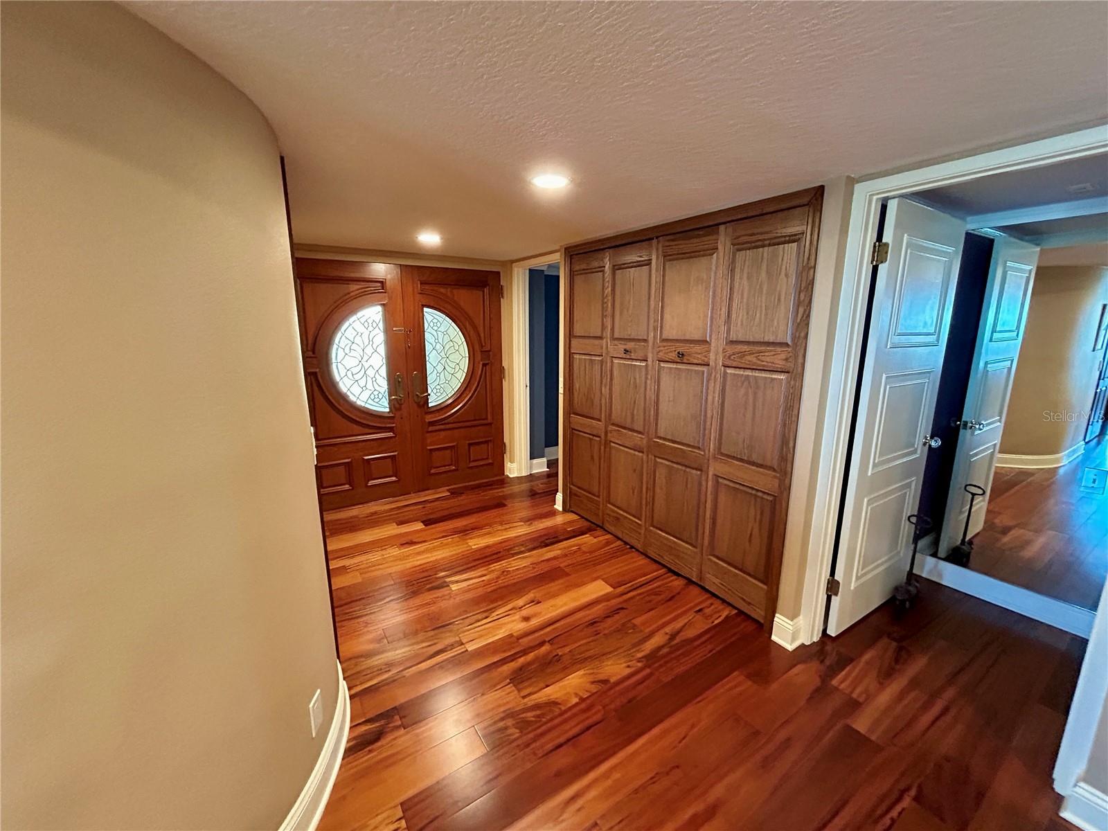 Image 21 of 53 For 5701 Mariner Street 701