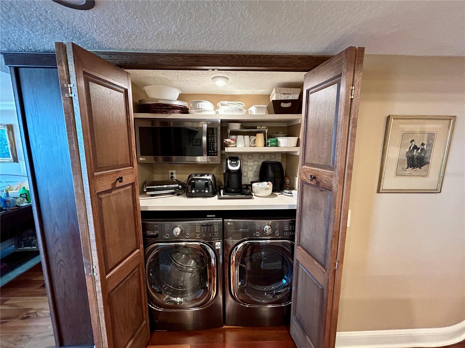 Image 30 of 53 For 5701 Mariner Street 701