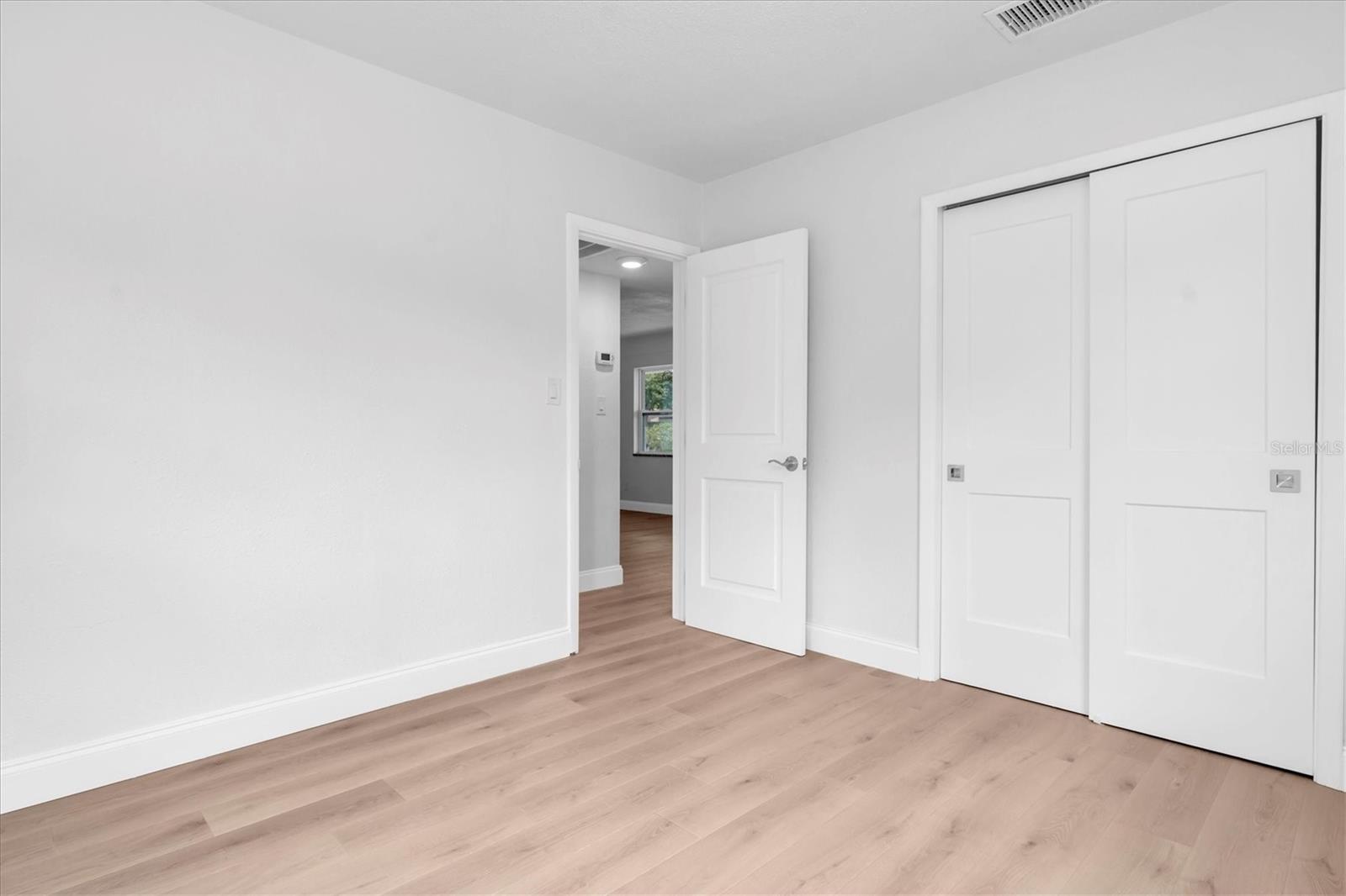 Image 16 of 31 For 4330 72nd Terrace N
