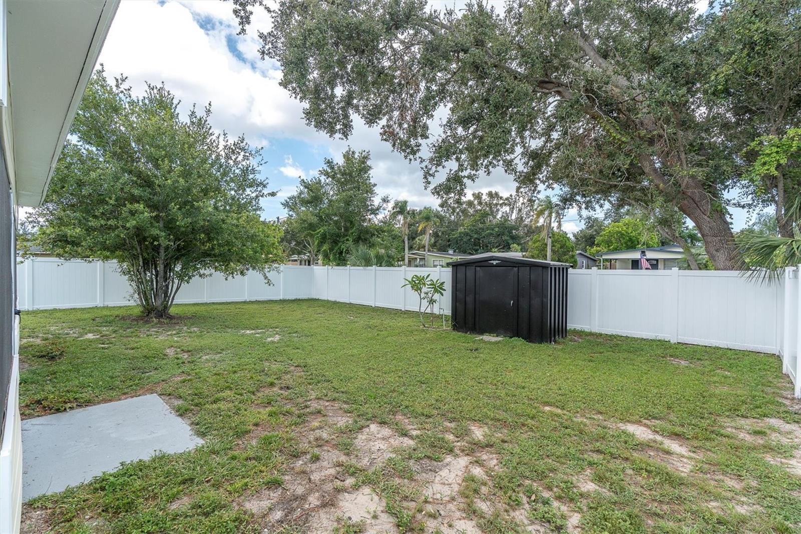Image 28 of 31 For 4330 72nd Terrace N