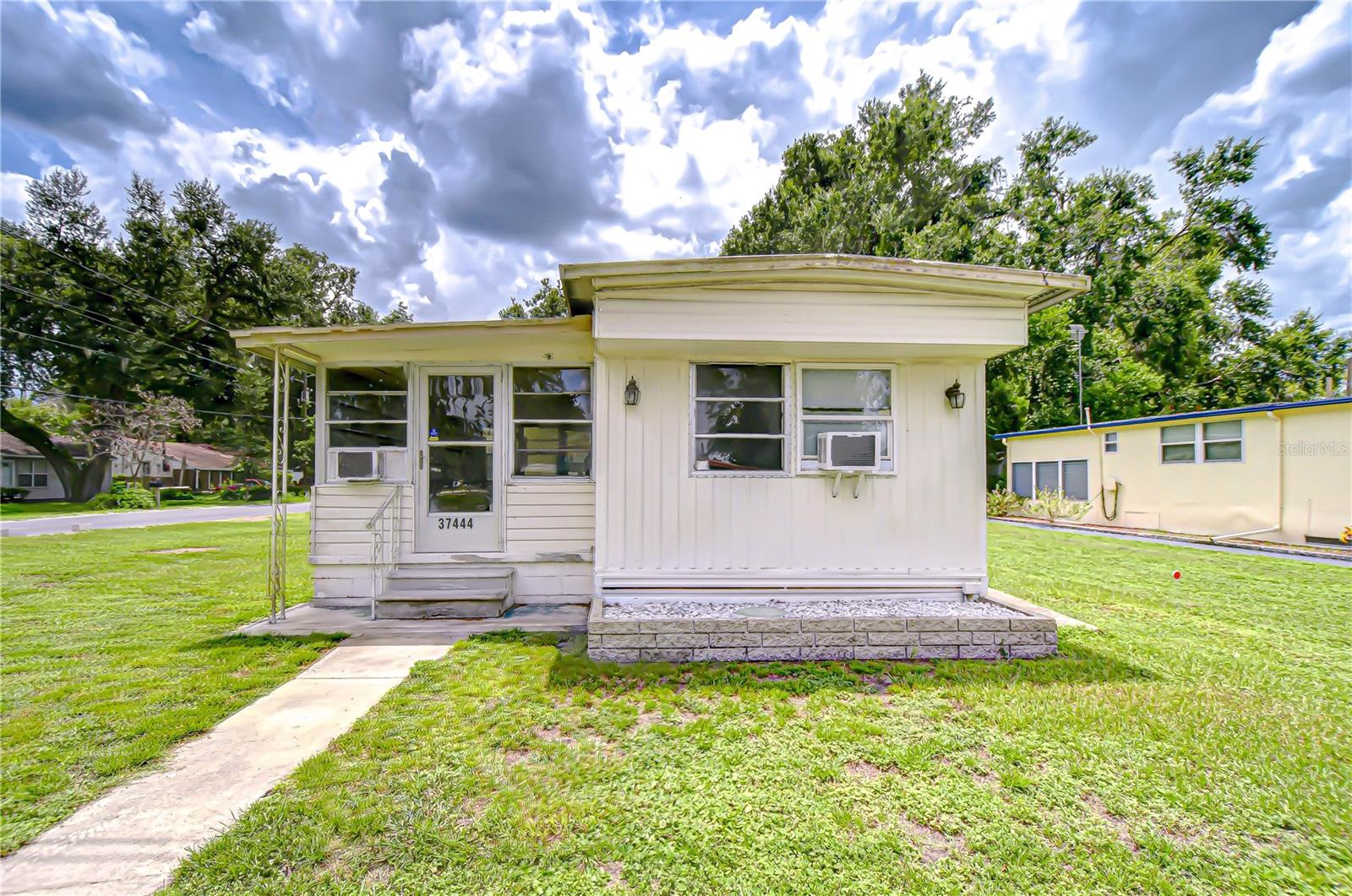 Details for 37444 Hammond Drive, ZEPHYRHILLS, FL 33541