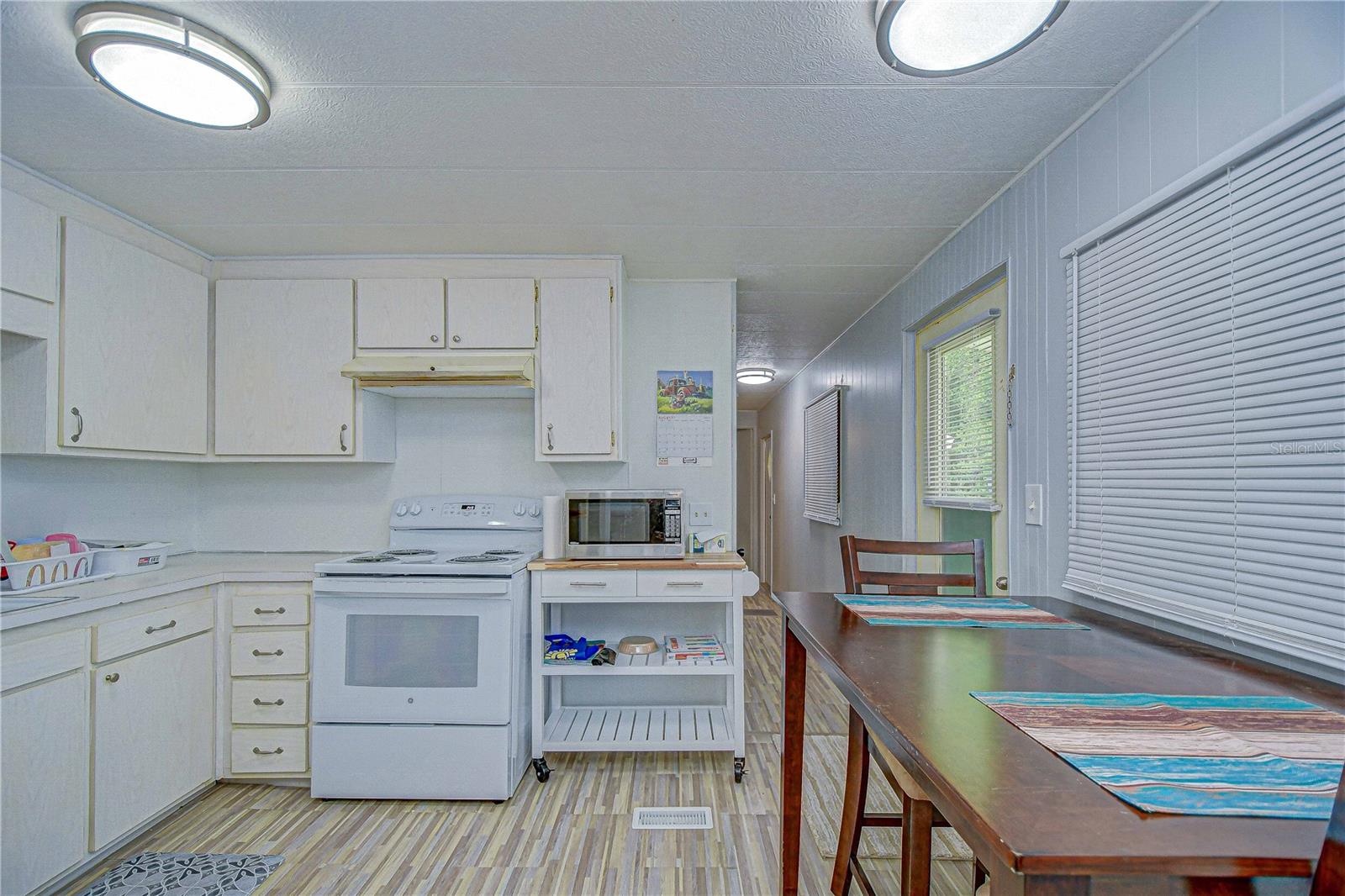 Image 8 of 31 For 37444 Hammond Drive