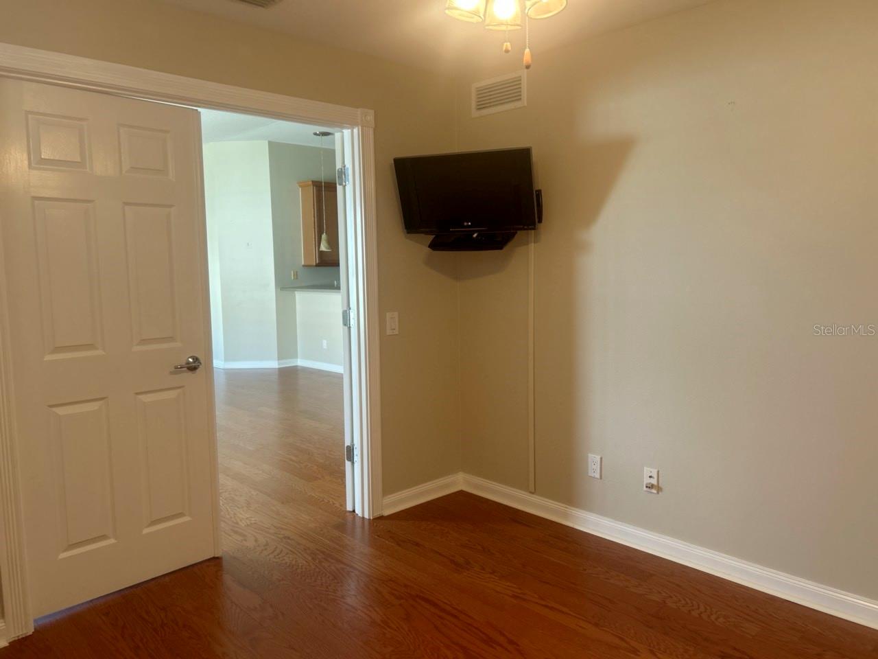 Image 11 of 15 For 13197 Huerta Street