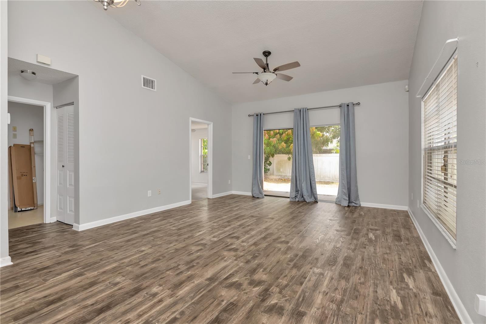 Image 11 of 35 For 7612 Caracal Court