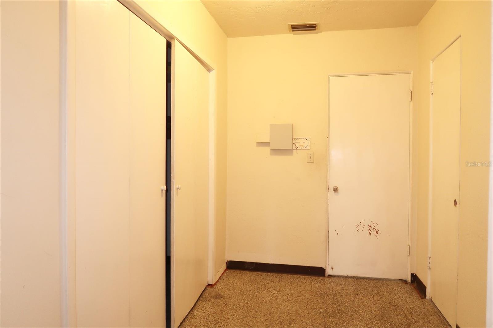 Image 11 of 15 For 524 50th Avenue S