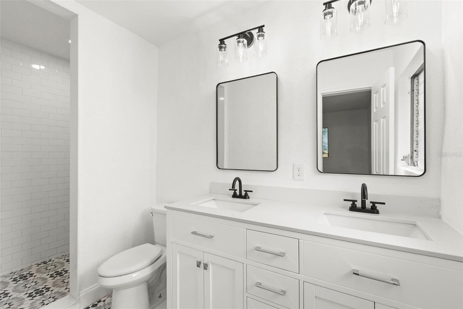 Image 15 of 25 For 6120 5th Avenue N