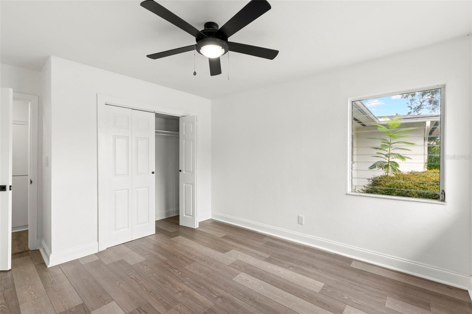 Image 20 of 25 For 6120 5th Avenue N