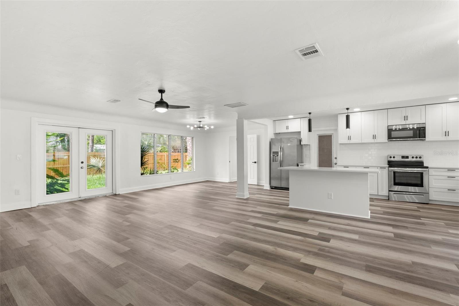 Image 6 of 25 For 6120 5th Avenue N