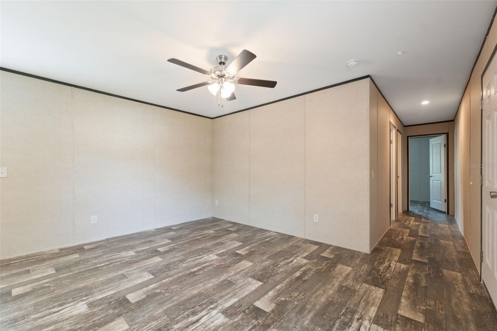 Image 16 of 27 For 8631 Kimberly Court