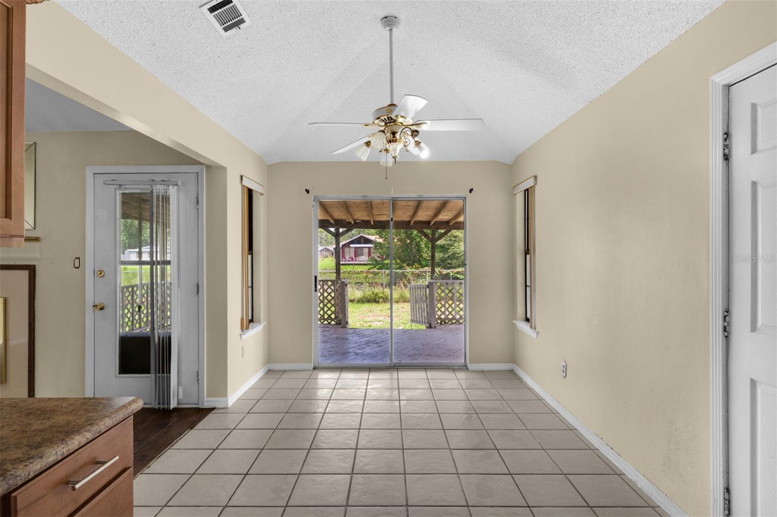 Image 8 of 27 For 228 Lakeside Lane