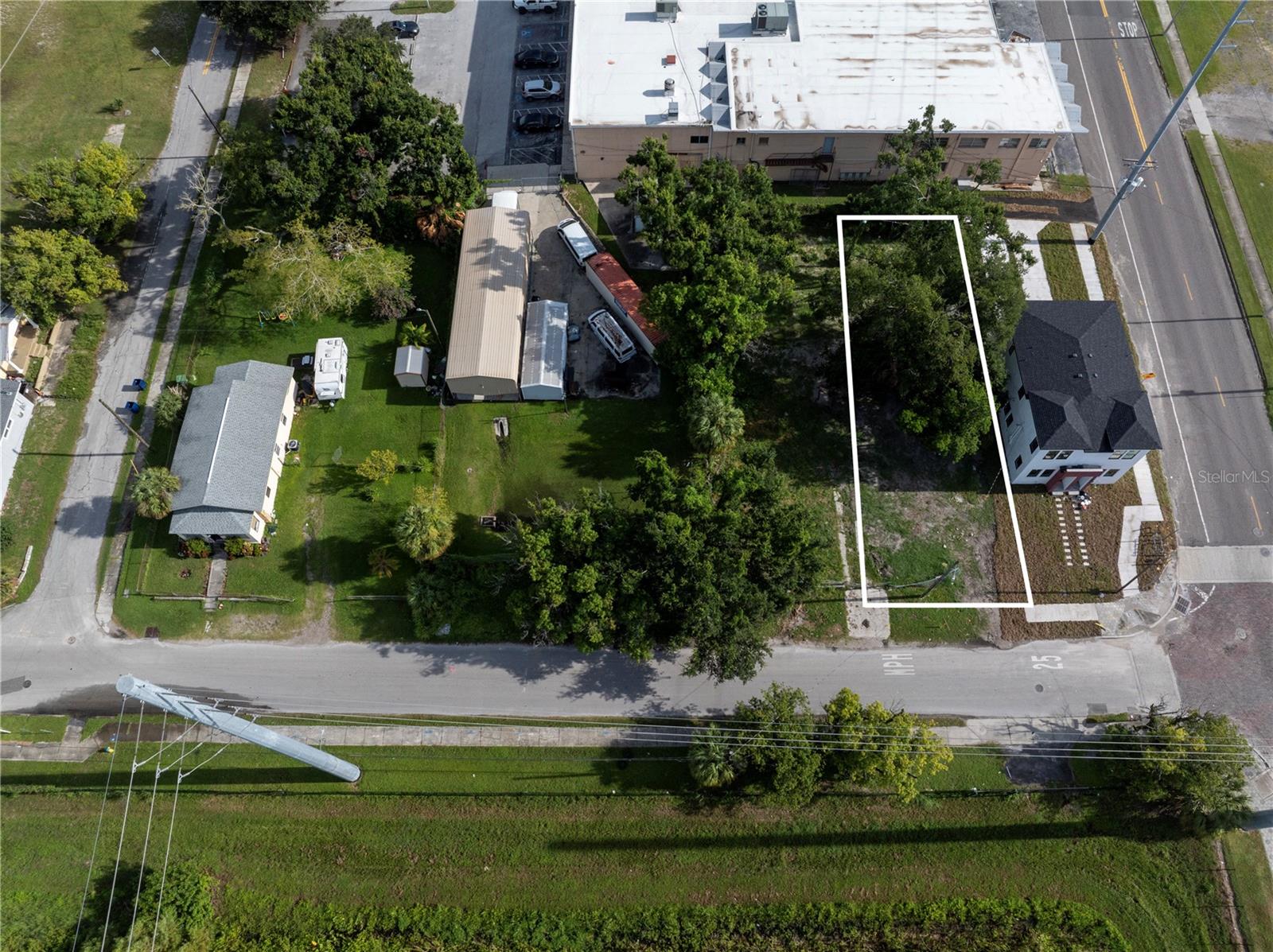Image 3 of 8 For 2514 15th Avenue