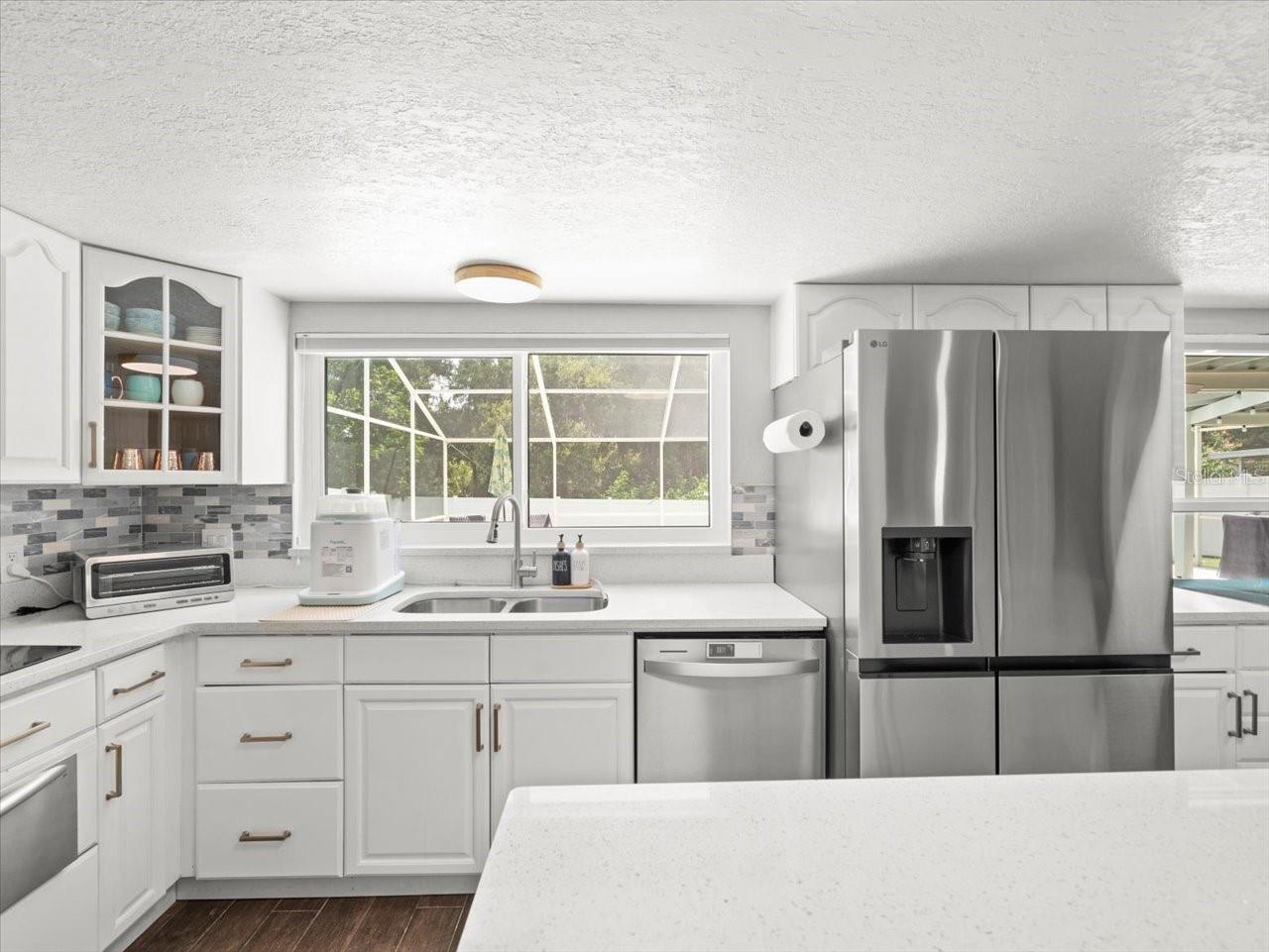 Image 10 of 37 For 16211 Sawgrass Circle