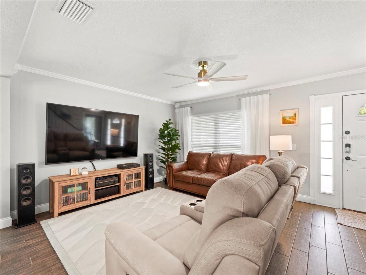 Image 11 of 37 For 16211 Sawgrass Circle