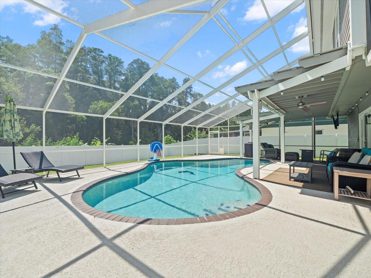 Image 33 of 37 For 16211 Sawgrass Circle