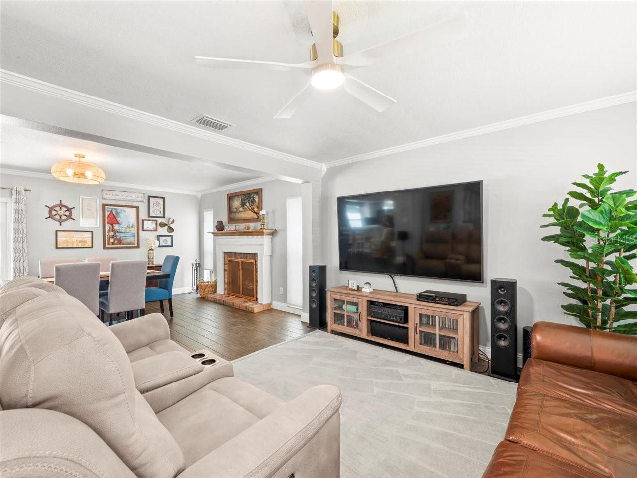 Image 5 of 37 For 16211 Sawgrass Circle