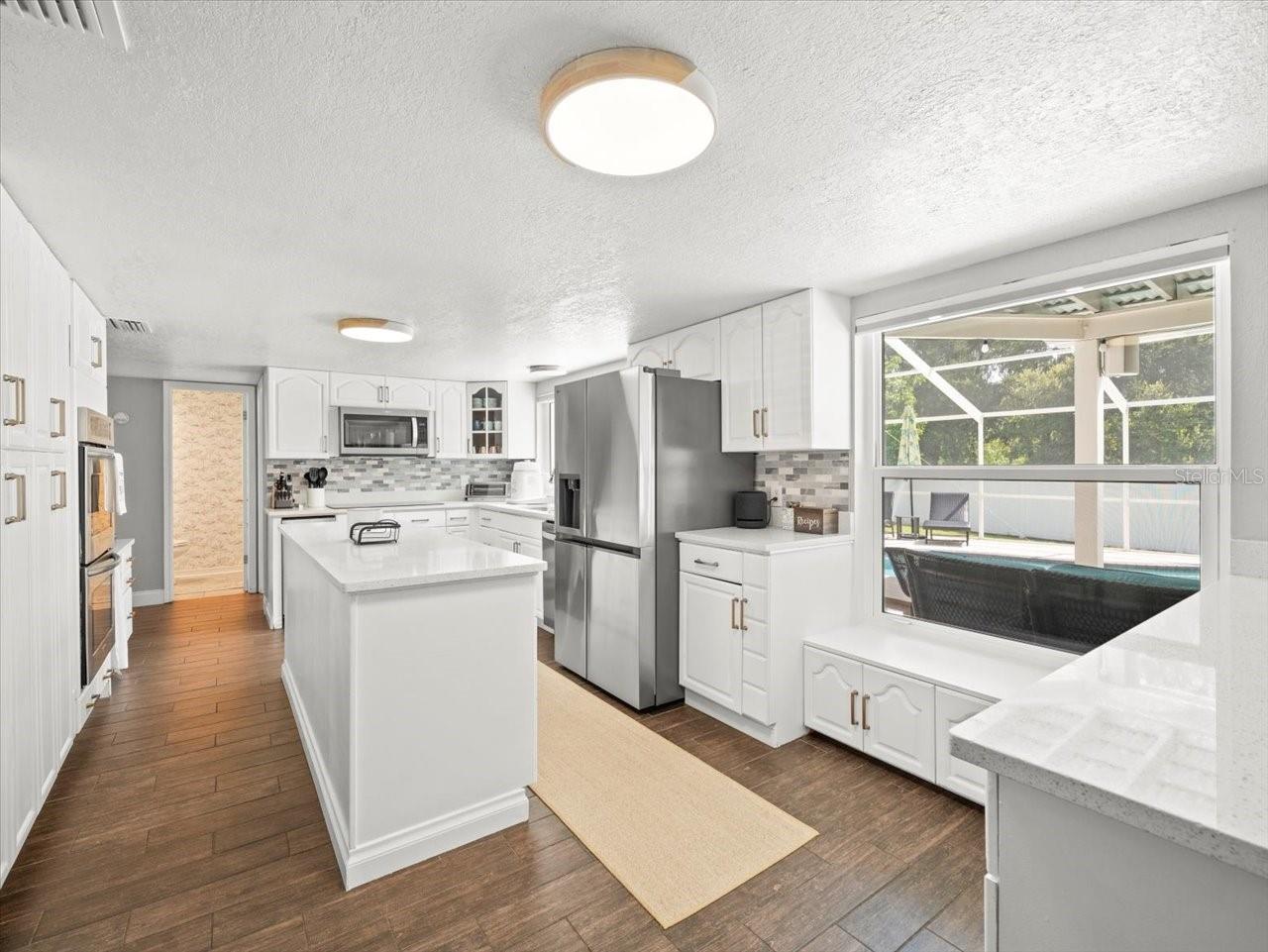 Image 8 of 37 For 16211 Sawgrass Circle