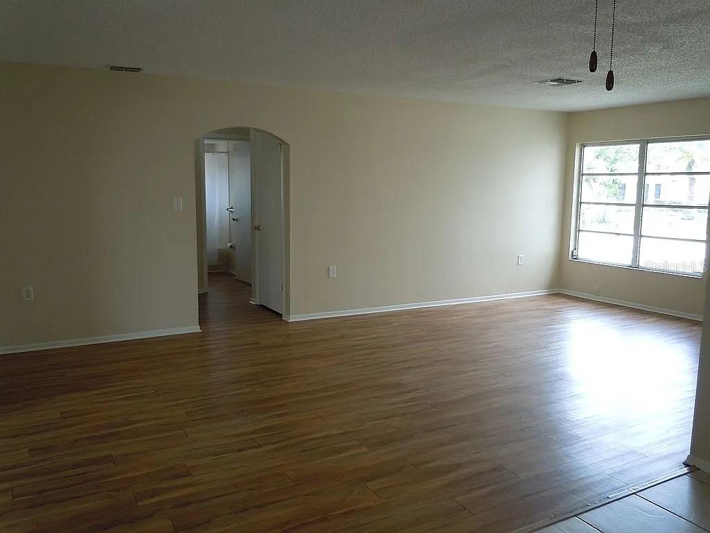 Image 5 of 25 For 9641 Morehead Lane