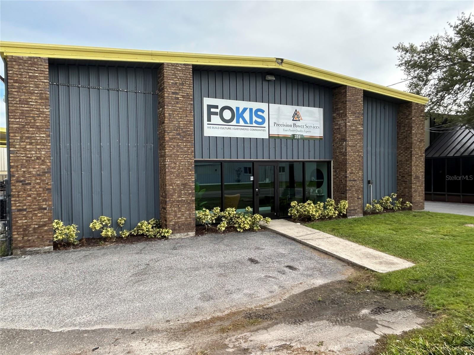 Details for 251 Douglas Road E, OLDSMAR, FL 34677