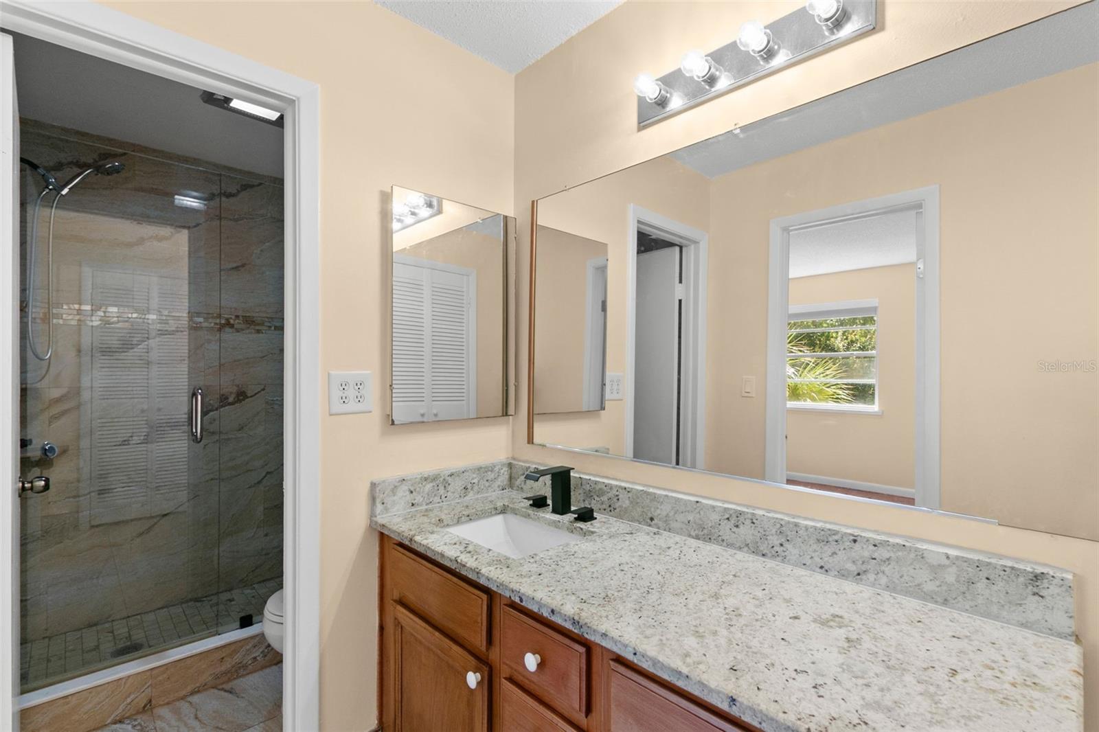 Image 20 of 25 For 7509 Fragancia Court