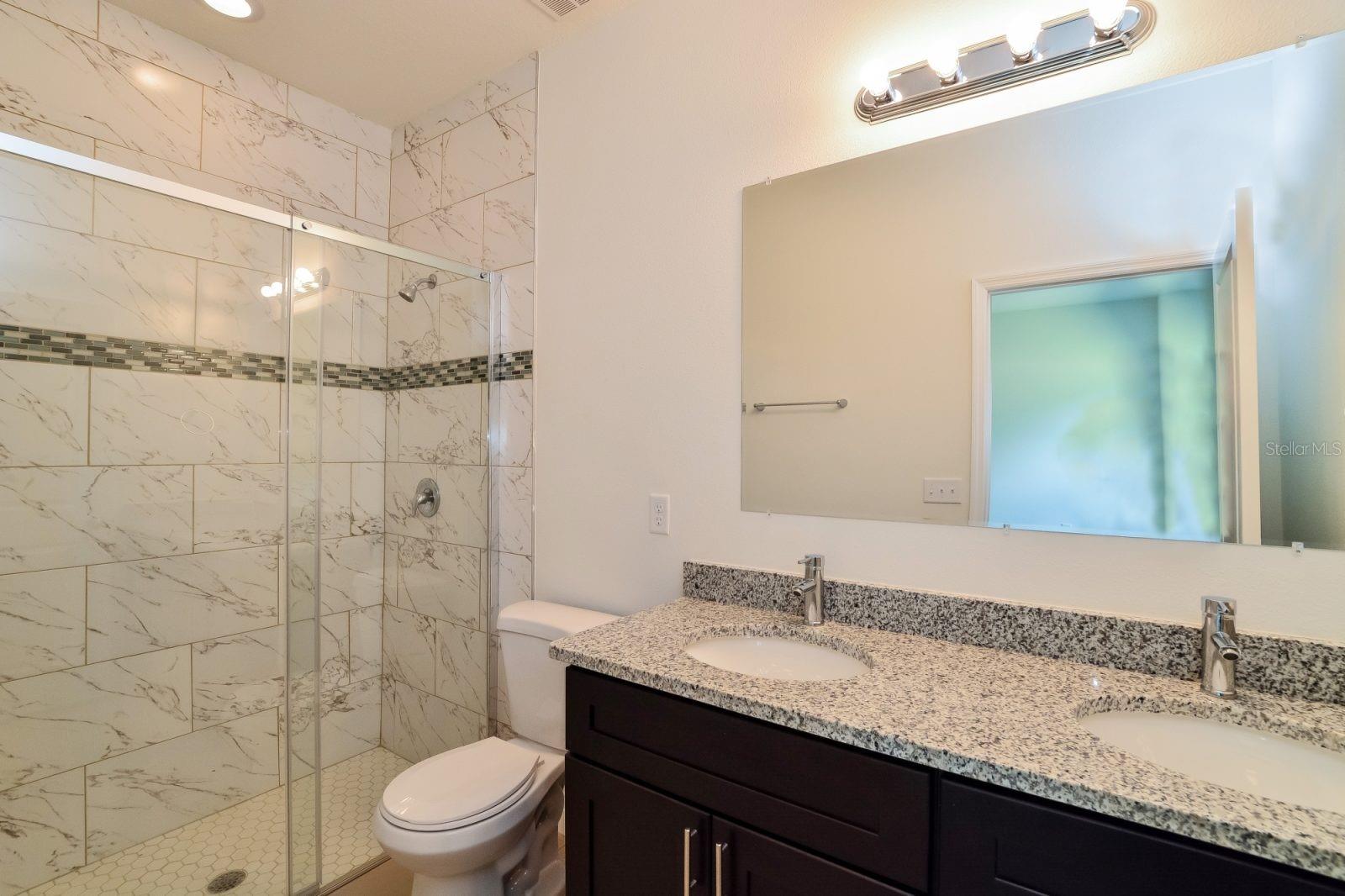 Listing photo id 5 for 4350 139th Street Road