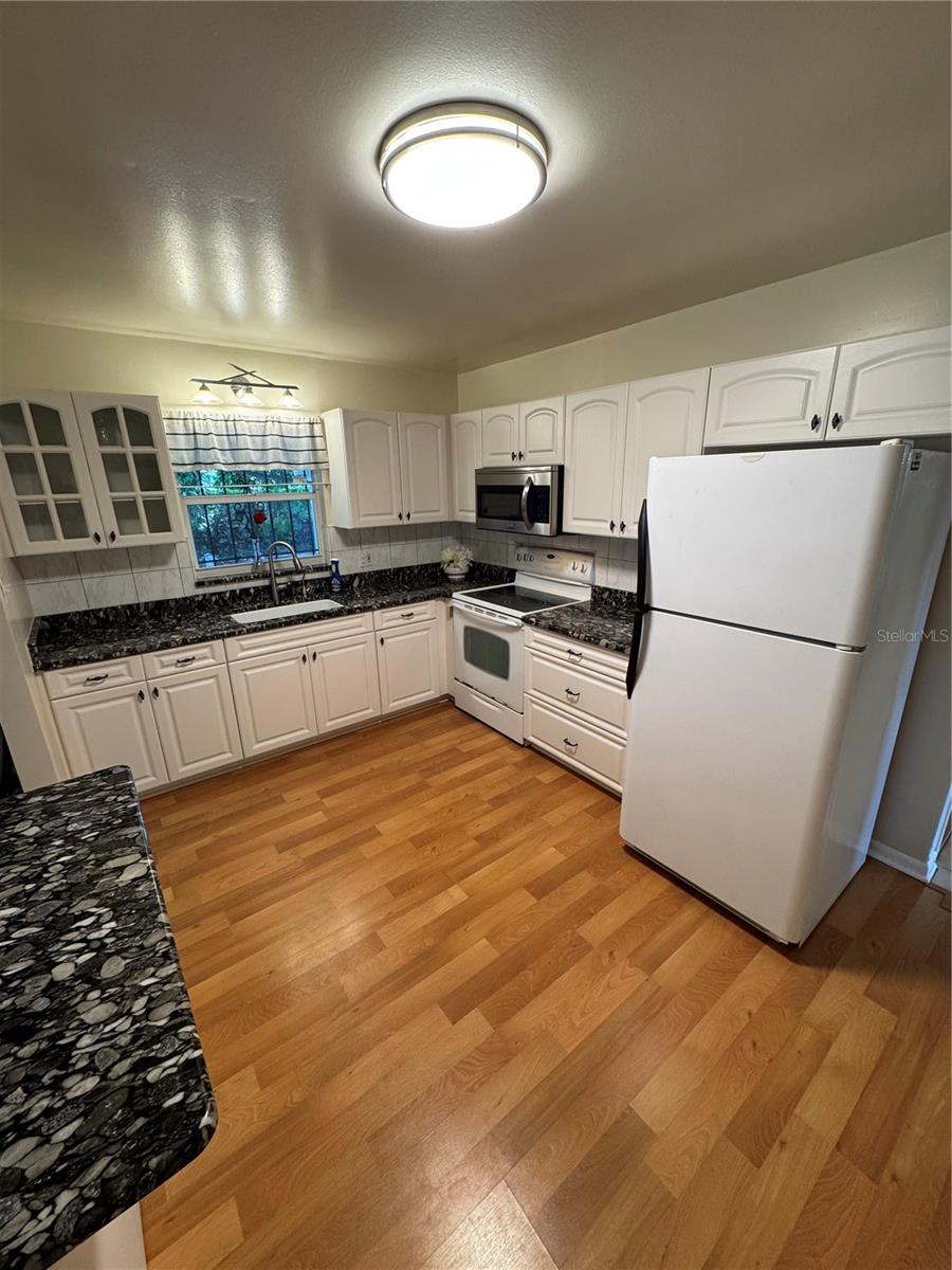 Image 6 of 10 For 2711 Heiter Street