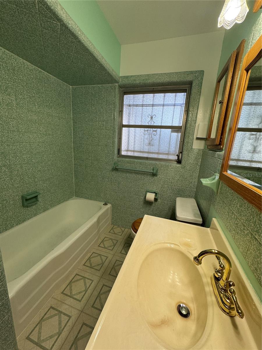 Image 9 of 10 For 2711 Heiter Street